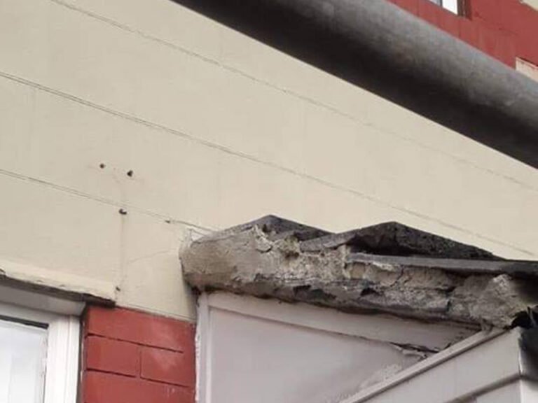 Re roof specialist 3